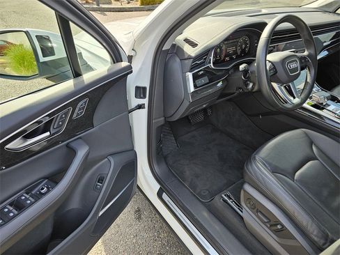 Used 2023 Audi Q7 3.0T Premium Plus image 16