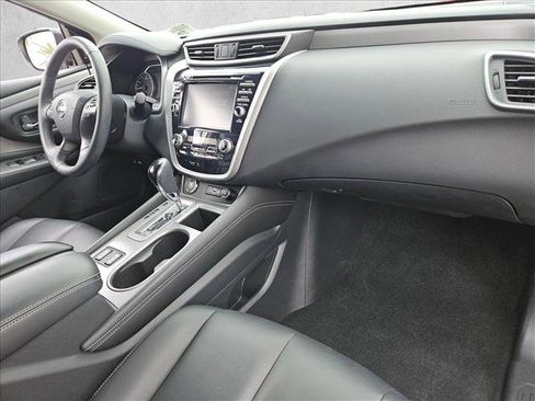 Used 2022 Nissan Murano SV w/ SV Midnight Edition Package image 23