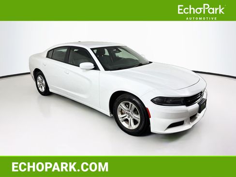 Used 2022 Dodge Charger SXT RWD image 1