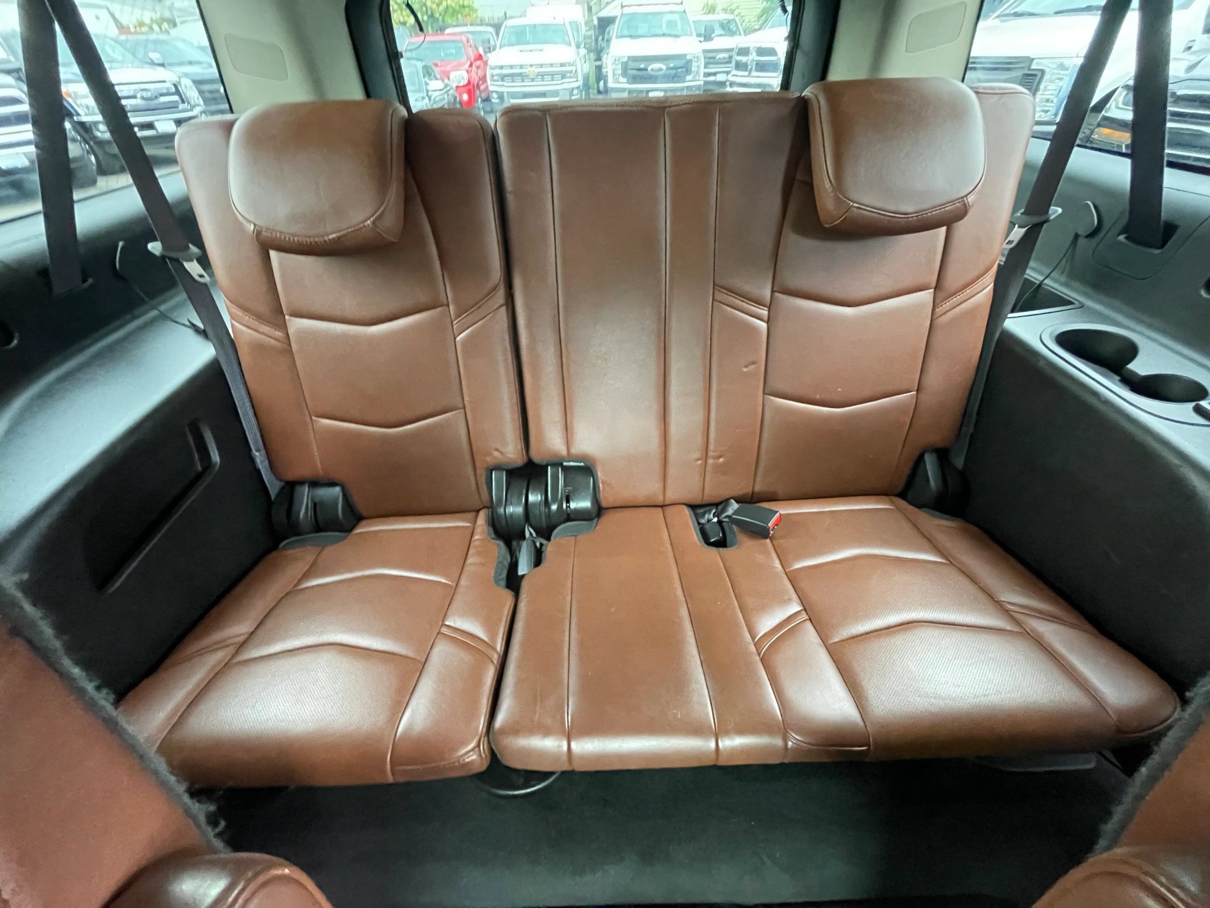 Used 2015 Cadillac Escalade ESV Luxury AWD/4WD image 23