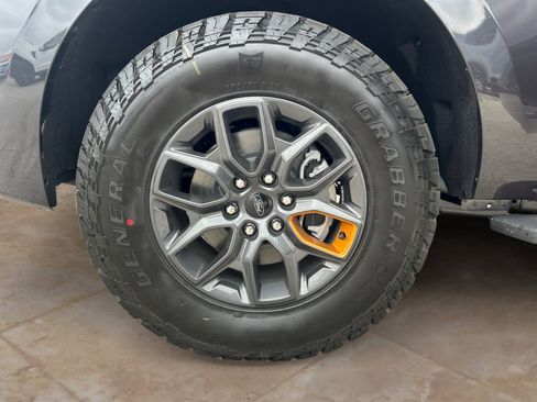 New 2026 Ford Expedition Tremor image 27