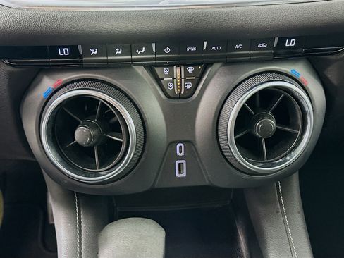 Used 2023 Chevrolet Blazer LT image 22