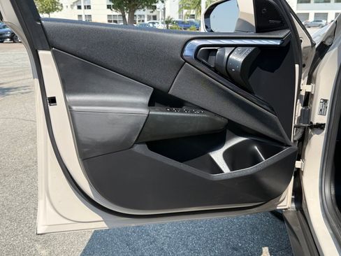 Used 2025 BMW X3 xDrive30i w/ Convenience Package image 23