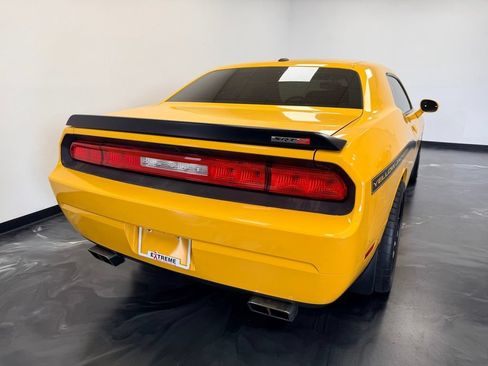 Used 2012 Dodge Challenger SRT8 Yellow Jacket w/ Premium Sound Group RWD image 6