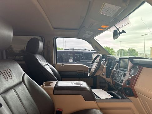 Used 2016 Ford F350 King Ranch w/ FX4 Off-Road Package image 24