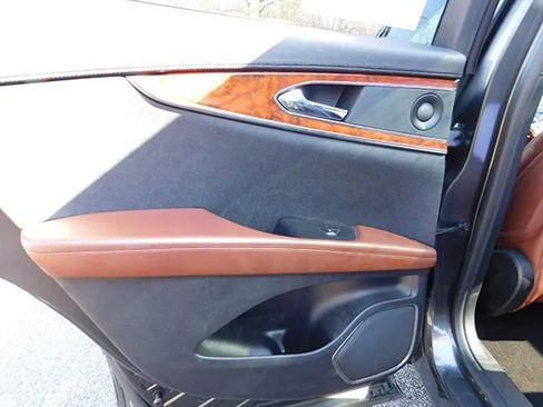 Used 2020 Lincoln Nautilus Reserve w/ Cargo Utility Package image 11