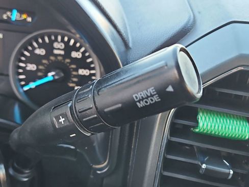 Used 2021 Ford F350 XLT w/ Camper Package image 17