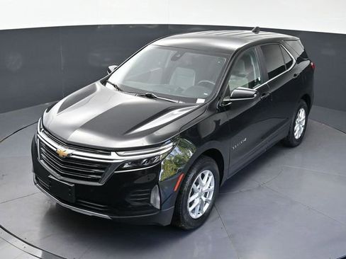 Used 2024 Chevrolet Equinox LT AWD/4WD image 24