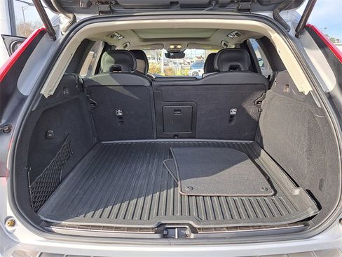 Used 2023 Volvo XC60 B5 Ultimate w/ Climate Package image 26