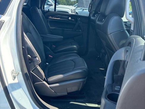 Used 2017 Buick Enclave Leather AWD/4WD image 13