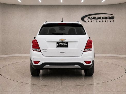 Used 2019 Chevrolet Trax LT w/ LT Convenience Package FWD image 6