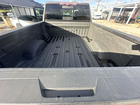 Used 2020 GMC Sierra 2500 Denali w/ Denali Ultimate Package image 21