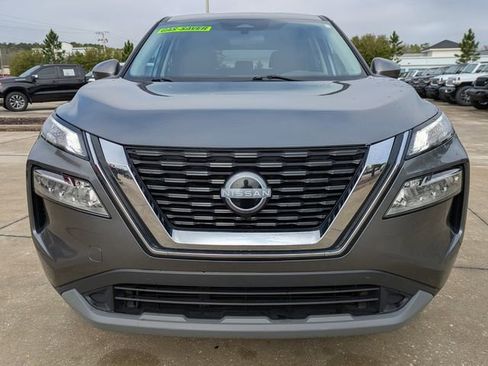 Used 2023 Nissan Rogue SV image 9