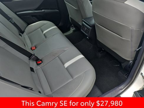 Used 2025 Toyota Camry SE FWD image 32