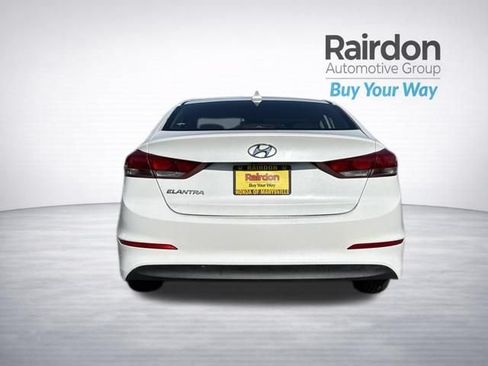 Used 2018 Hyundai Elantra SEL FWD image 6