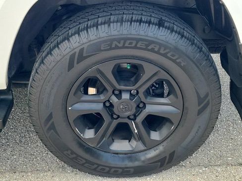 Used 2021 Toyota 4Runner SR5 Premium AWD/4WD image 9