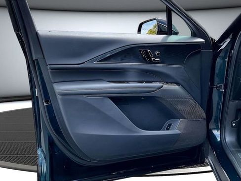 Used 2024 Cadillac Lyriq Luxury w/ LPO, Floor Liner Package AWD/4WD image 20