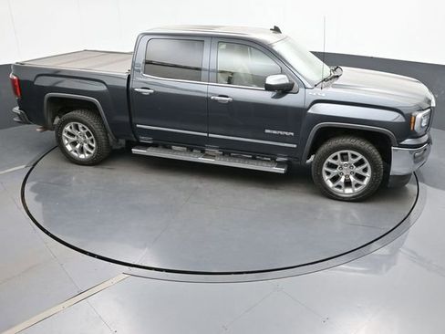 Used 2018 GMC Sierra 1500 SLT w/ SLT Premium Package image 19