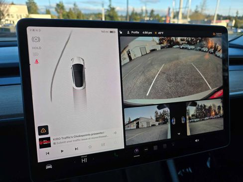 Used 2023 Tesla Model 3 Standard Range image 27