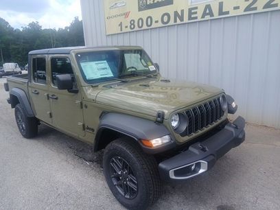 New 2025 Jeep Gladiator Sport