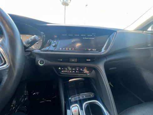 Used 2023 Buick Envision Essence image 18