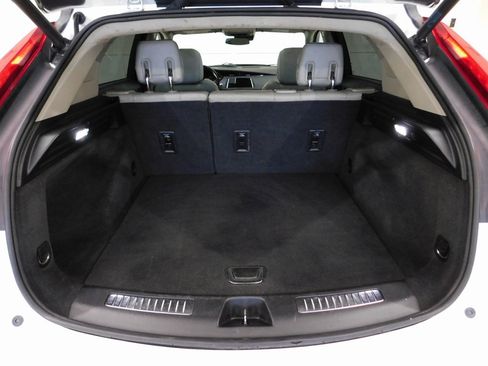 Used 2021 Cadillac XT4 Premium Luxury image 82