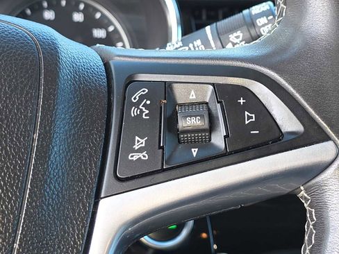 Used 2021 Buick Encore Preferred w/ Safety Package II image 27