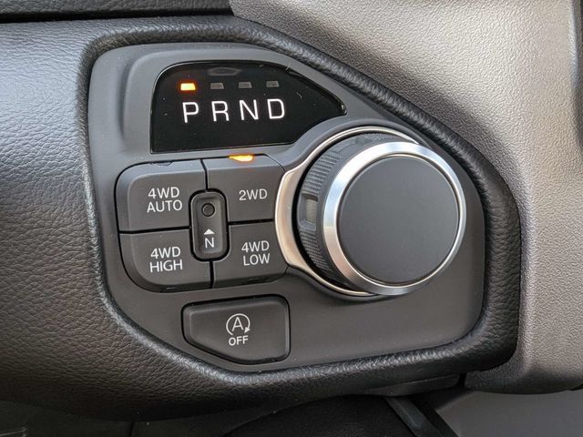 New 2026 RAM 1500 4x4 Crew Cab image 23