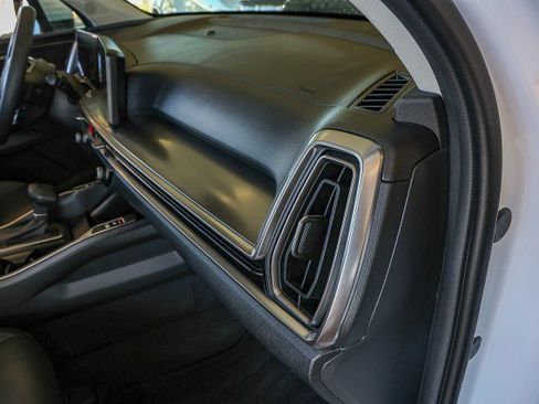 Used 2025 Kia Sorento S w/ Panoramic Sunroof Package FWD image 37