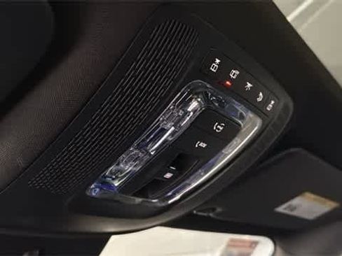 Certified 2025 Mercedes-Benz GLB 250 4MATIC image 48