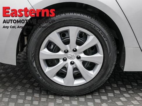 Used 2023 Toyota Corolla LE image 26