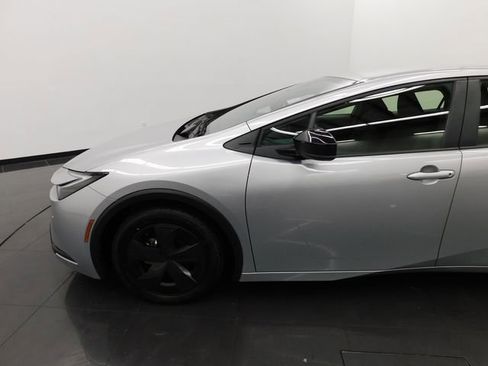 Used 2024 Toyota Prius Limited image 11