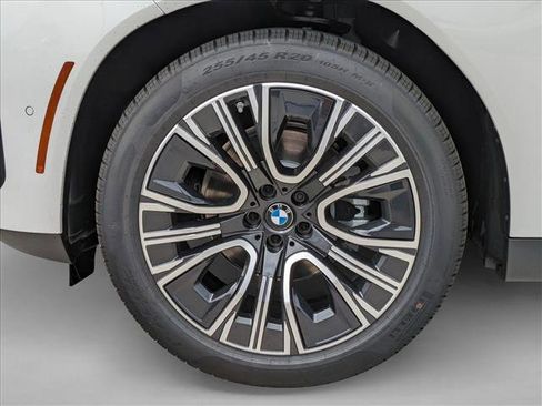 Certified 2025 BMW X3 xDrive30 w/ Premium Package AWD/4WD image 10
