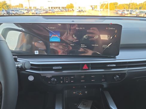 New 2026 Kia Sorento LX image 11