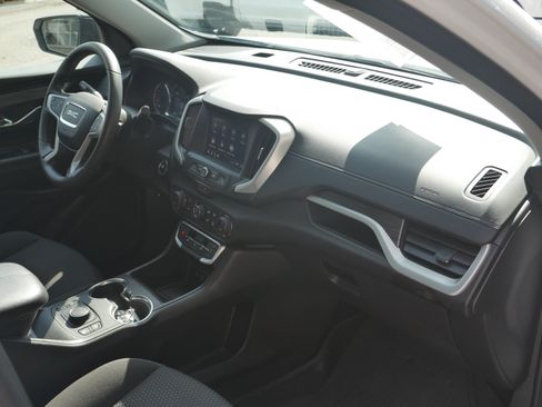 Used 2024 GMC Terrain SLE w/ Driver Convenience Package AWD/4WD image 28