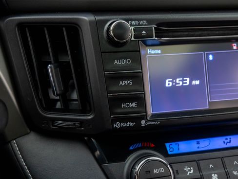 Used 2017 Toyota RAV4 XLE image 19