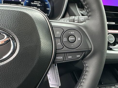 New 2026 Toyota Corolla Cross XLE image 24