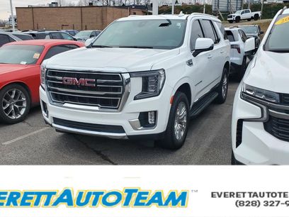 Used 2021 GMC Yukon SLT w/ SLT Premium Package