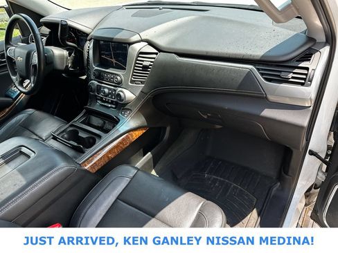 Used 2015 Chevrolet Suburban LTZ AWD/4WD image 24