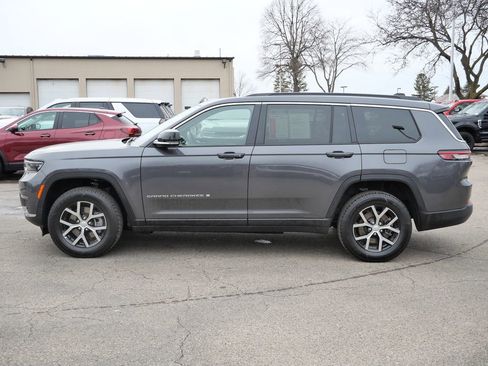 Used 2024 Jeep Grand Cherokee L Limited w/ Luxury Tech Group II image 6