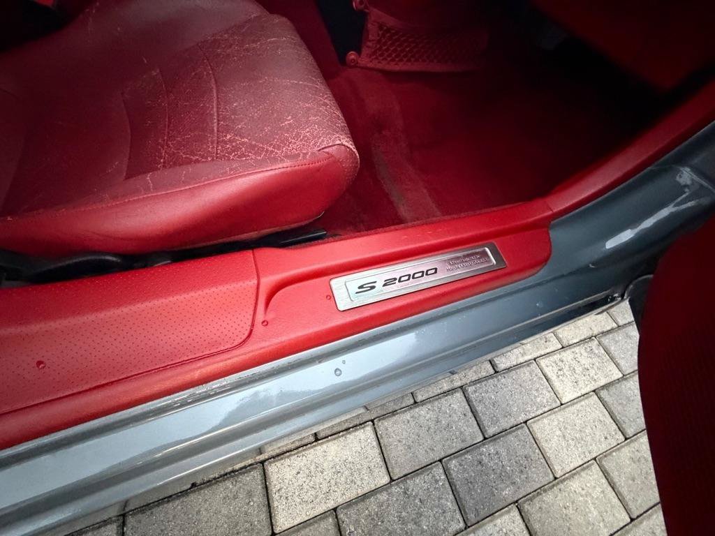 Used 2002 Honda S2000 image 14