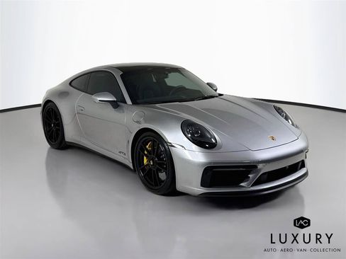 Used 2024 Porsche 911 Carrera GTS w/ Premium Package RWD image 3