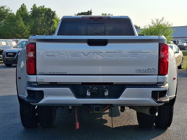 Used 2022 Chevrolet Silverado 3500 High Country AWD/4WD image 8