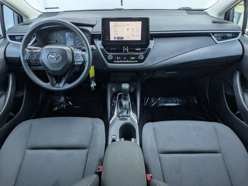 Used 2025 Toyota Corolla LE FWD image 14