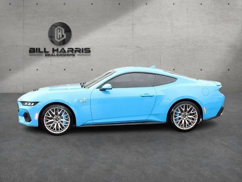 Used 2024 Ford Mustang GT Premium image 2