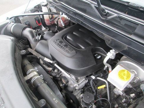 Used 2024 RAM 2500 Big Horn image 27