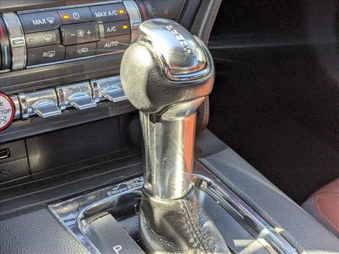 Used 2015 Ford Mustang Premium image 8