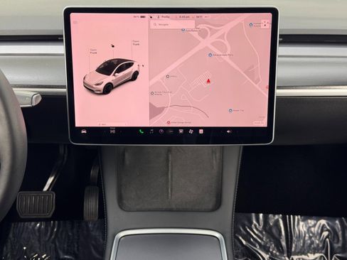 Used 2021 Tesla Model Y Long Range image 21