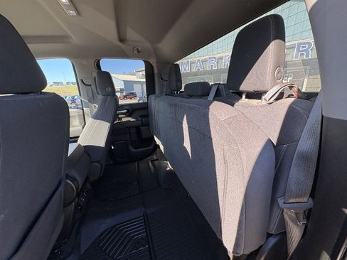 Used 2022 Chevrolet Silverado 2500 LT w/ Convenience Package image 19