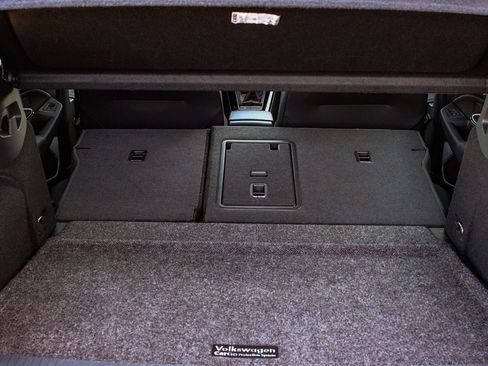 Used 2024 Volkswagen GTI Autobahn image 46